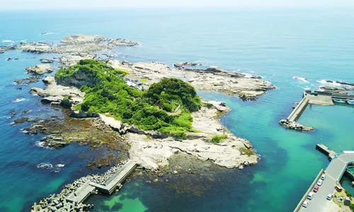 鴨川市仁衛門島